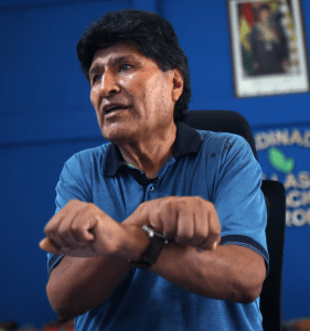 Evo Morales en conferencia antes de ser apartado por el TCP