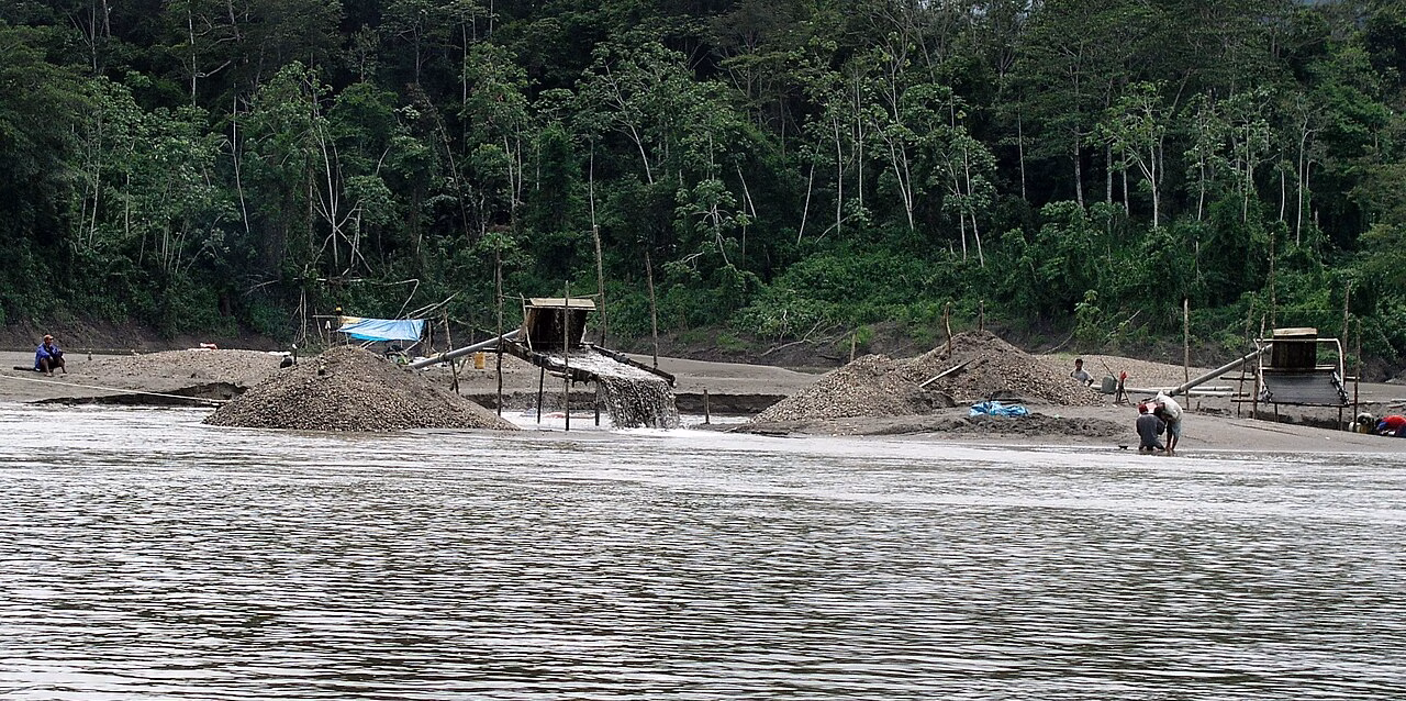 Minería aurífera en Bolivia: riqueza para pocos, daño para todos